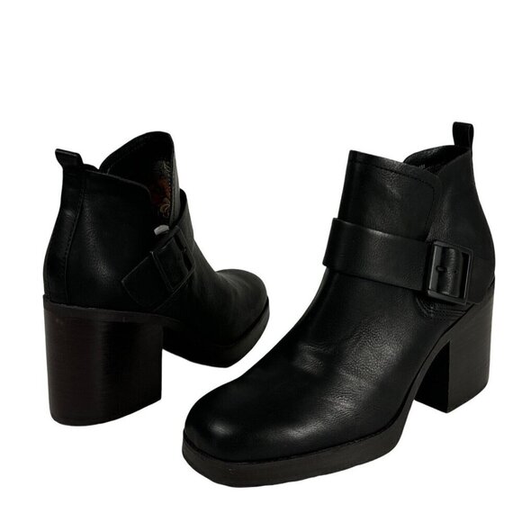 KORKS NWOB Women's 10M Kari Ankle Boot Black Manmade Upper - Picture 1 of 11